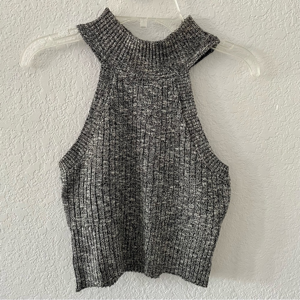 Charlotte Russe Gray High/Turtle Neck Knit Crop Top Women's Size XS (XXS/XS)